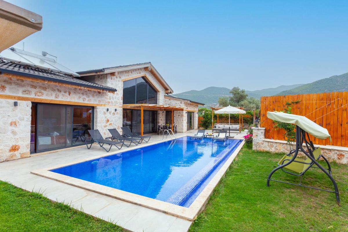AğaVilla1 Kaşta Havuzlu Korunaklı Müstakil Villa
