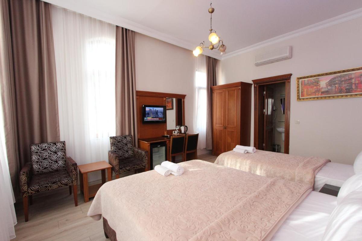 Hotel New House