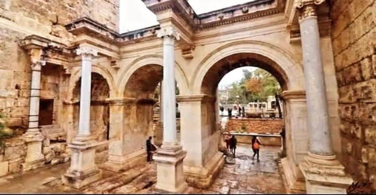Antalya kaleiçi merkez muhteşem teras keyfi