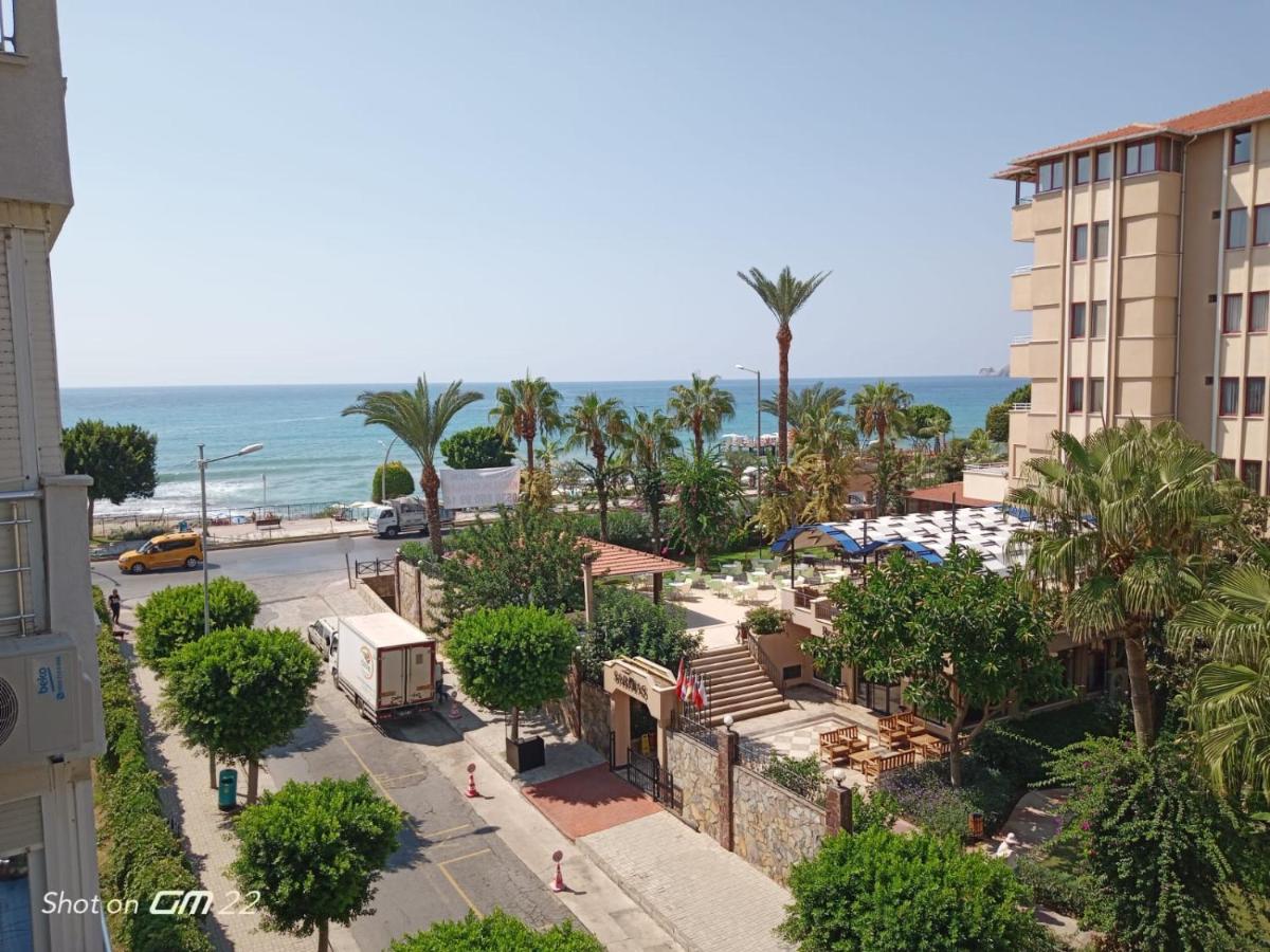 Appartement 2 chambres, avec balcon et vue sur la mer, jusqu'à 6 personnes