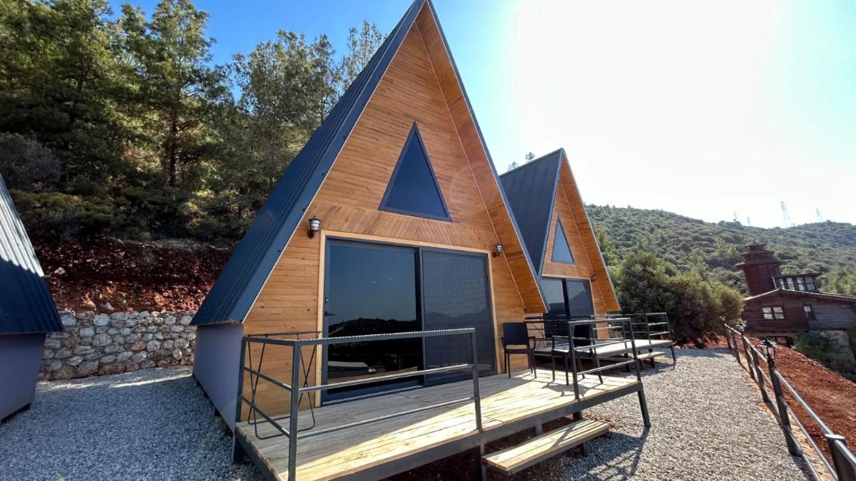 Ay-Ra Suite Bungalow