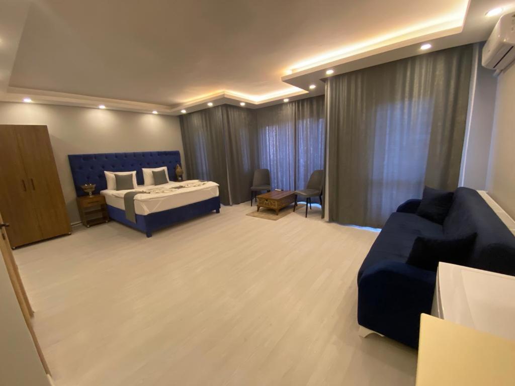Big Peace Suite