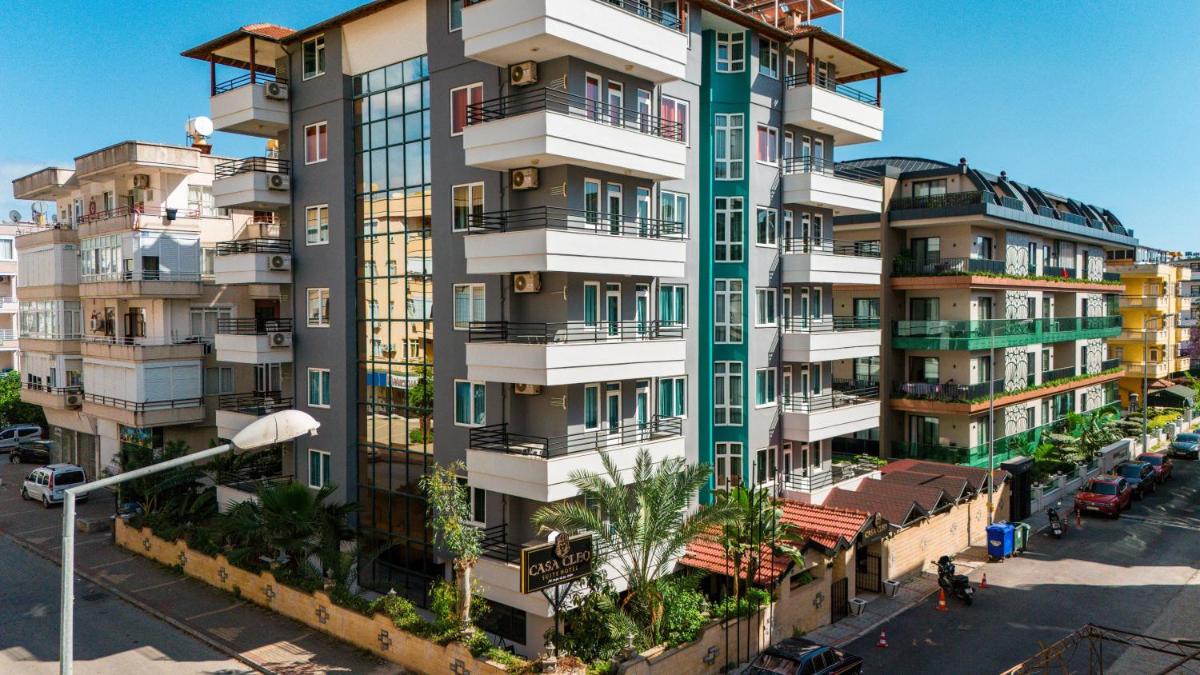 Casa Cleo Suit Hotel