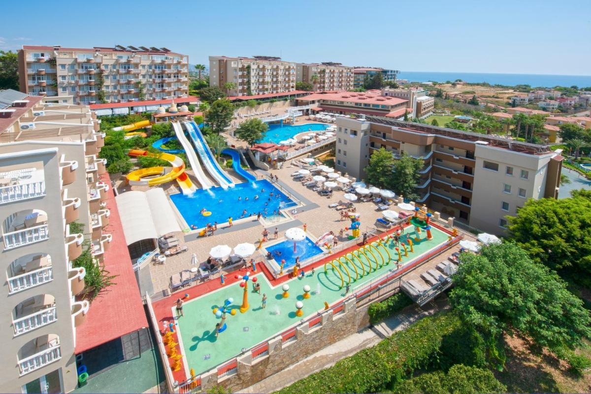 Club Paradiso Hotel & Resort