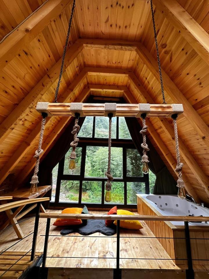 Derecik Bungalov