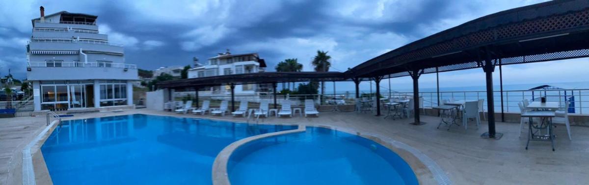 Derin Deniz Otel