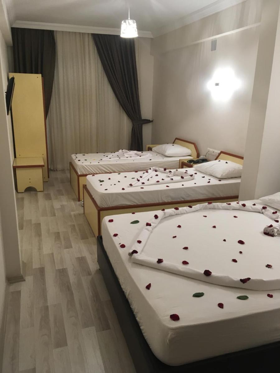Dostlar Hotel