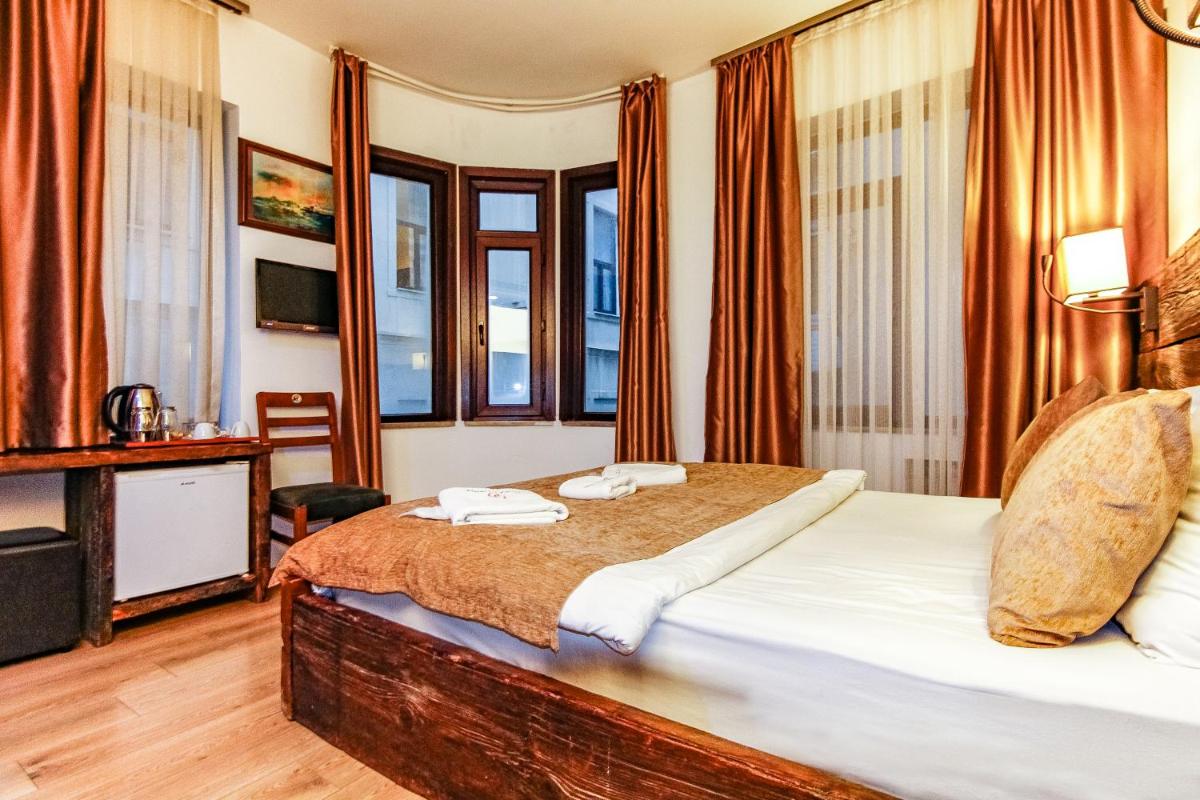 Double DD Hotel