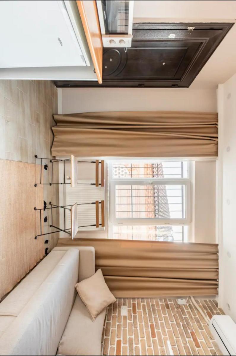 Evin Apartment