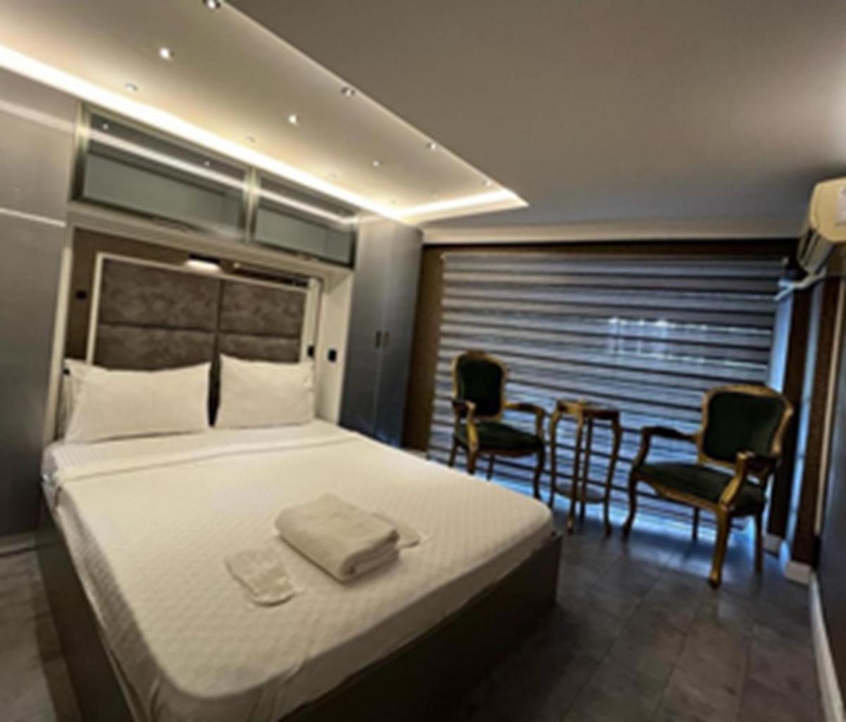 Grand Beijing City Center Suites