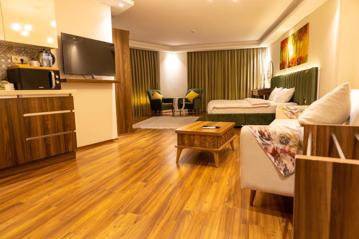 Grand Luxury
