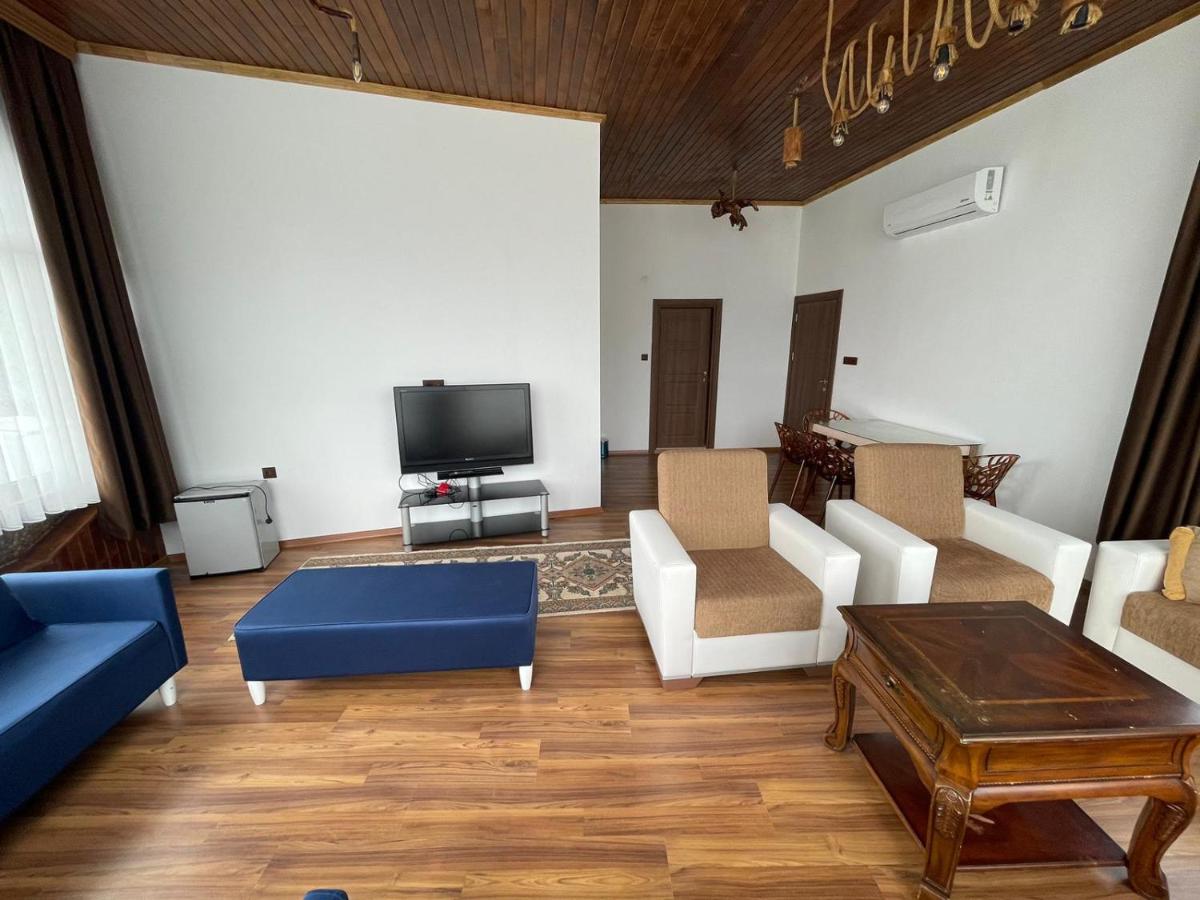 MASAL 106 DAĞ MANZARALI Oda