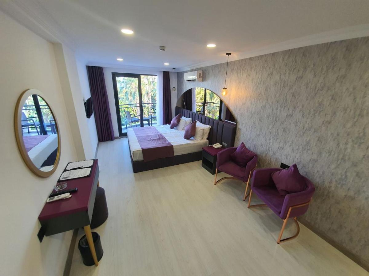 Karikatür Bi Hotel