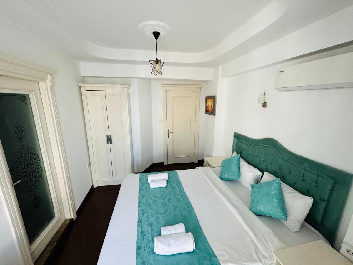 La Petite Maison Hotel