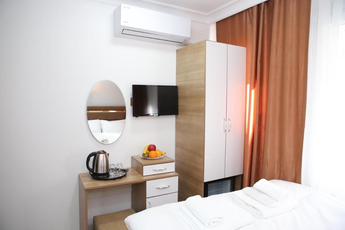 LAOS OTEL