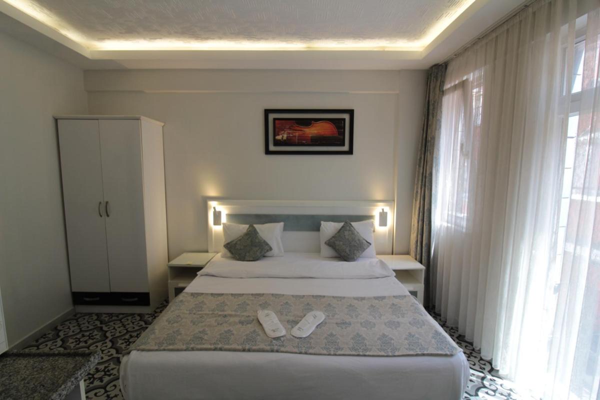 Lemon Residence