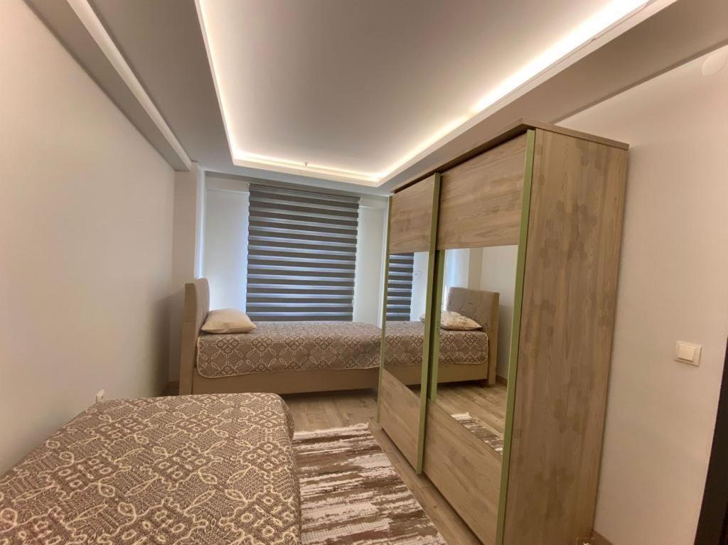 Lizbon Apartmanı