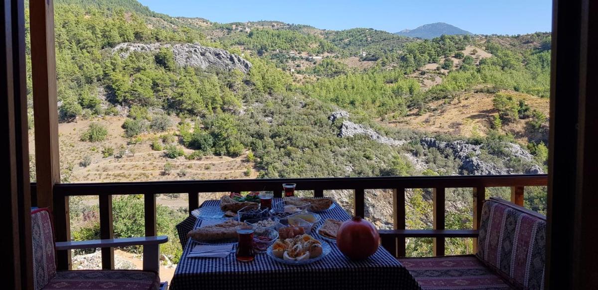 Hergül Holiday Village
