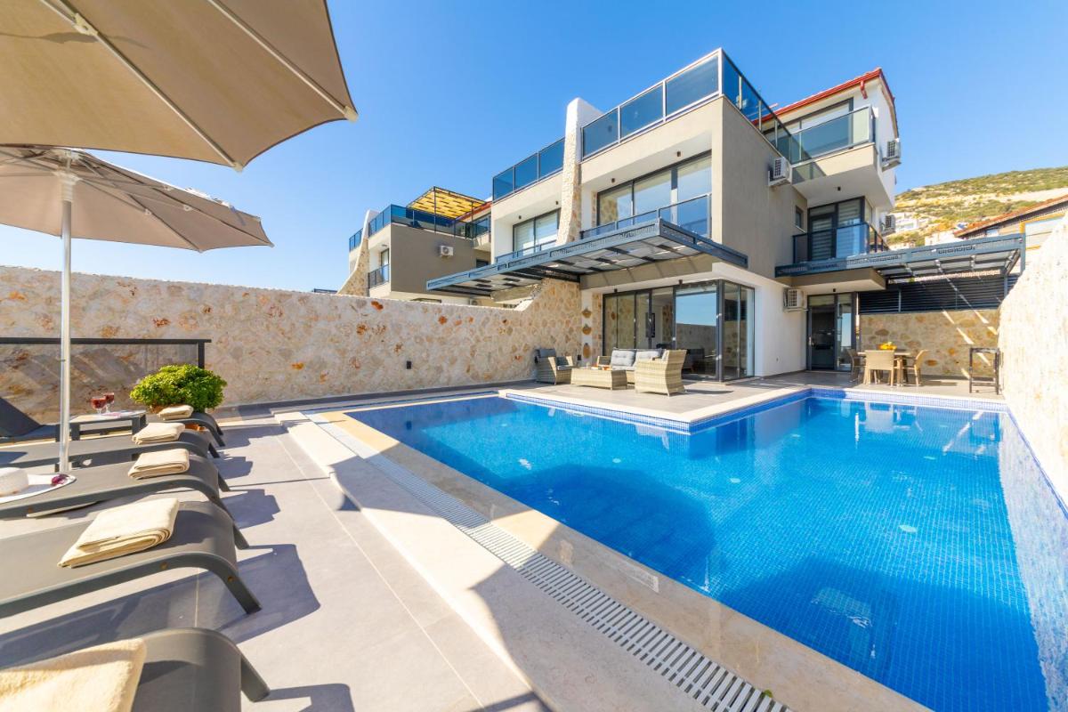 Renovu Premium Villas in Kalkan