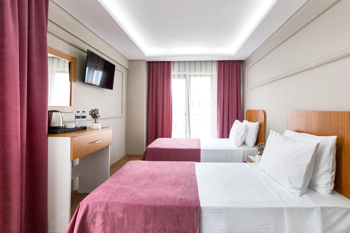Ria Suites Boutique Hotel