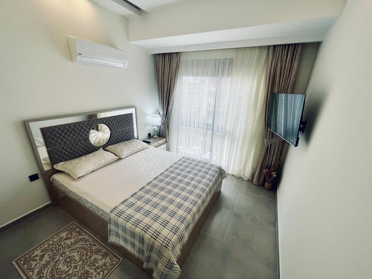 SA Apartments! 1bd Flat 300m to the Beach