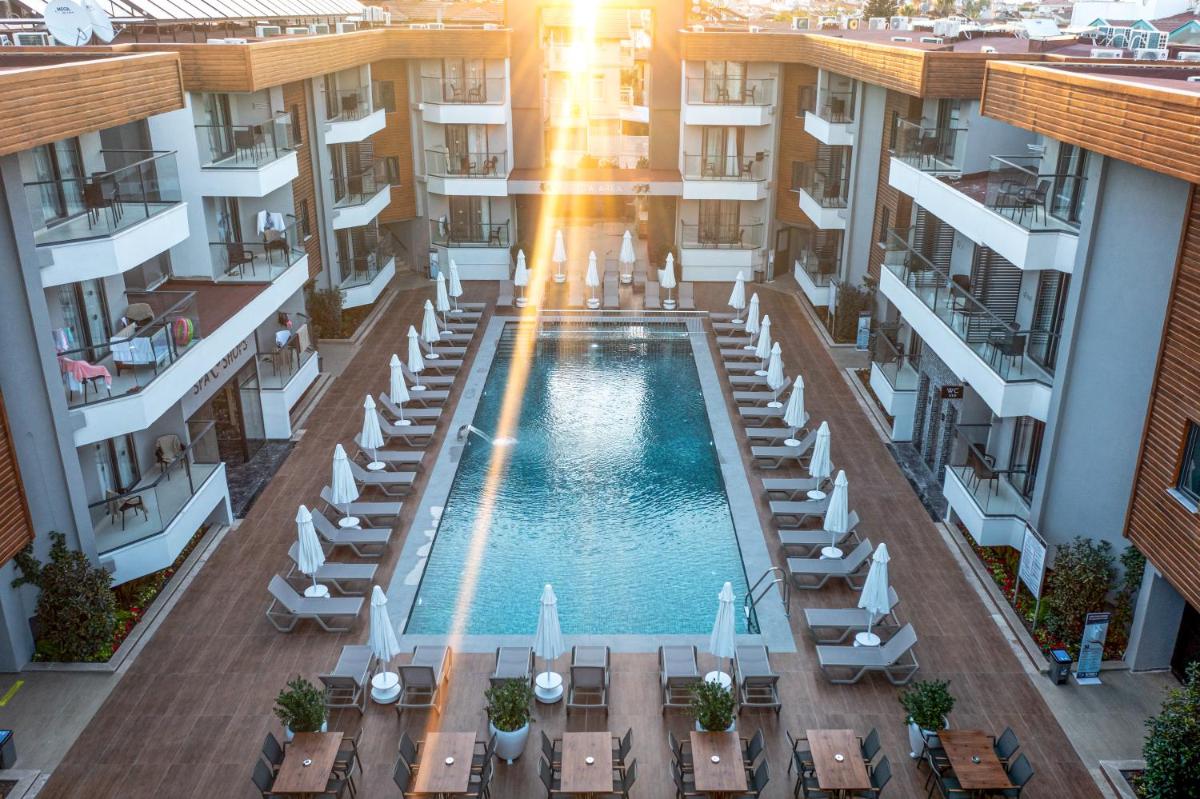 Side Amour Hotel